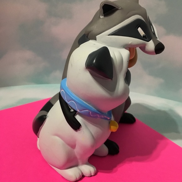 DISNEY POCAHONTAS VTG 90s Meeko & Percy Coin Bank - Picture 5 of 12